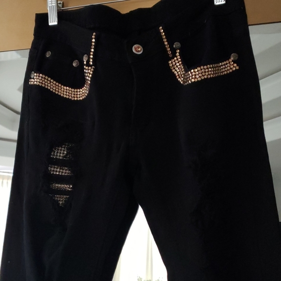 U&J COUTURE BLACK STUDDED STONES. - Picture 2 of 6